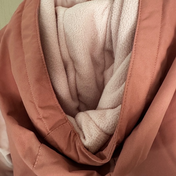 Extremely Warm Girls Winter Coat w Double Zipper and Additional Lining 7-8 - Picture 4 of 8